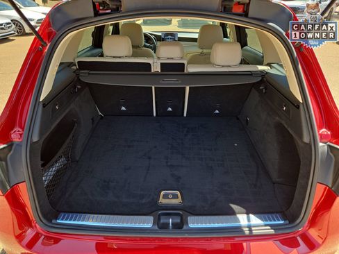 Used 2019 Mercedes-Benz GLC 300 4MATIC image 12