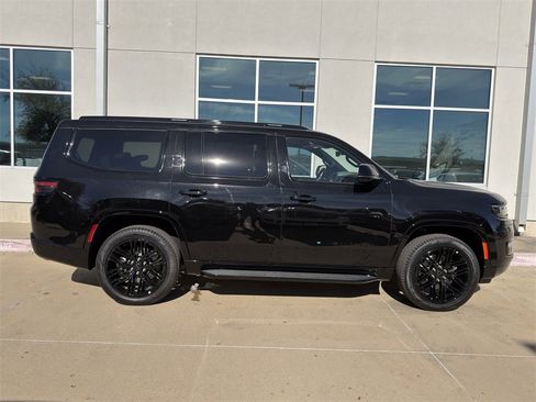 New 2025 Jeep Wagoneer Series II w/ Premium Group I image 4