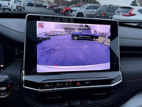 New 2026 Jeep Compass Trailhawk w/ Sun, Sound & Navigation Group image 25