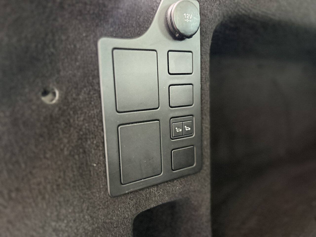 Used 2018 Land Rover Discovery SE AWD/4WD image 82