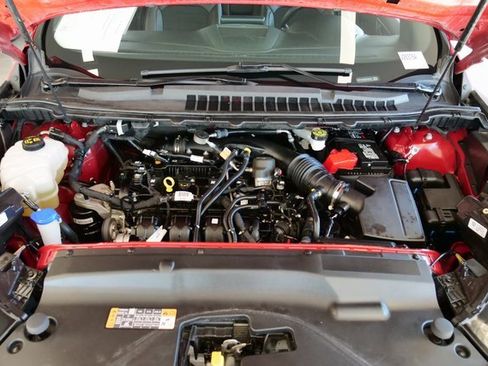 Used 2022 Ford Edge ST-Line w/ Class II Trailer Tow Package image 9