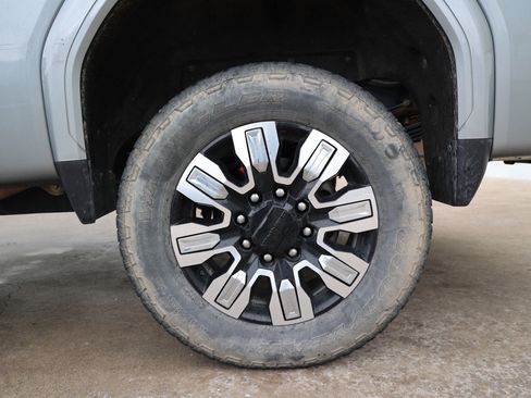 Used 2024 GMC Sierra 3500 Denali w/ Denali Reserve Package image 16