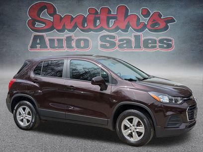 Used 2022 Chevrolet Trax LS w/ Tint and Cruise Package