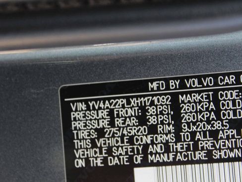 Used 2017 Volvo XC90 T6 Inscription w/ Vision Package AWD/4WD image 12