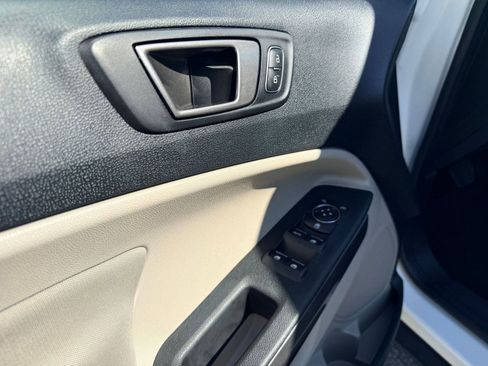 Used 2021 Ford EcoSport SE image 20