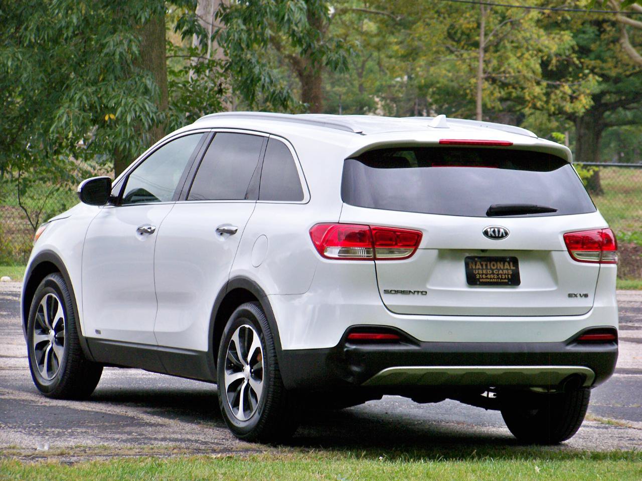 Used 2016 Kia Sorento EX AWD/4WD image 7