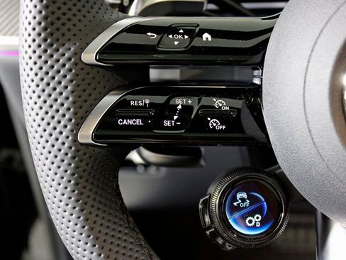 Certified 2026 Mercedes-Benz GLC 43 AMG 4MATIC Coupe image 19