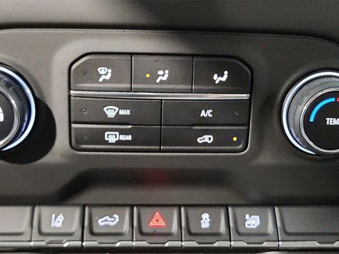 Used 2025 Chevrolet Silverado 2500 Custom w/ Custom Convenience Package image 22