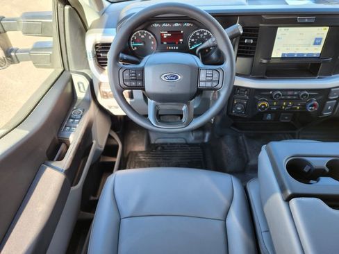 New 2026 Ford F250 XL w/ FX4 Off-Road Package image 13