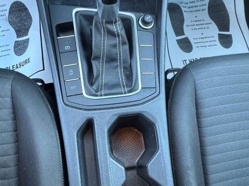 Used 2024 Volkswagen Jetta S image 10