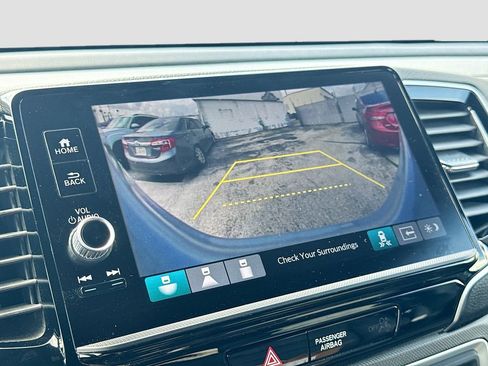 Used 2025 Honda Ridgeline TrailSport image 14