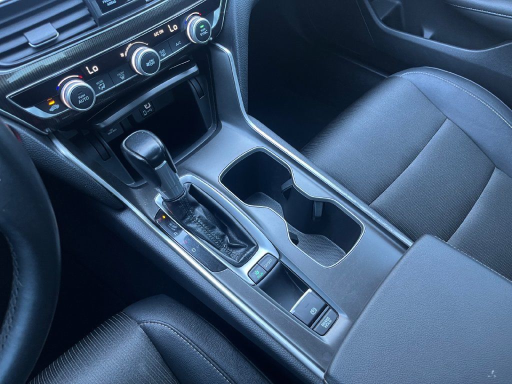 Used 2019 Honda Accord Sport image 14