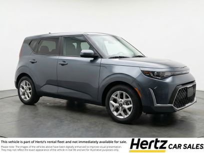 Used 2025 Kia Soul LX w/ LX Technology Package