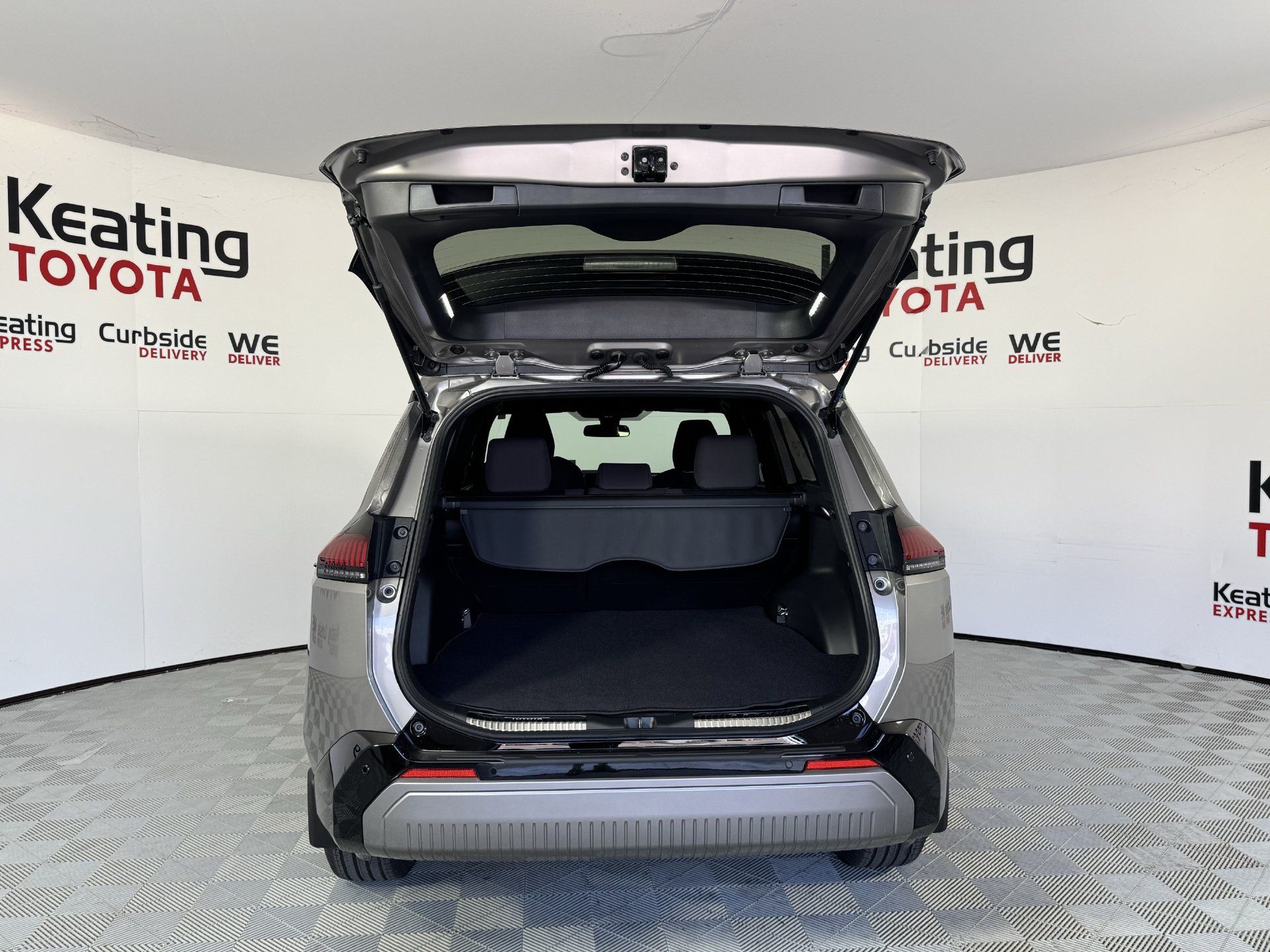 New 2026 Toyota RAV4 SE FWD image 11