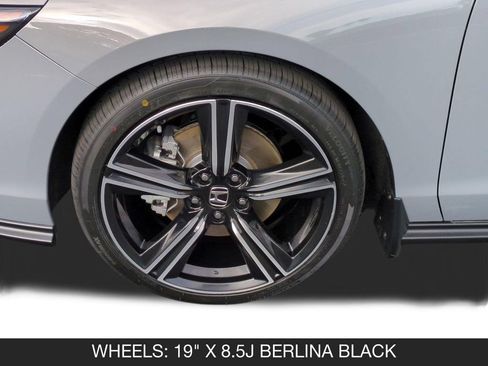 Used 2024 Honda Accord Sport image 11