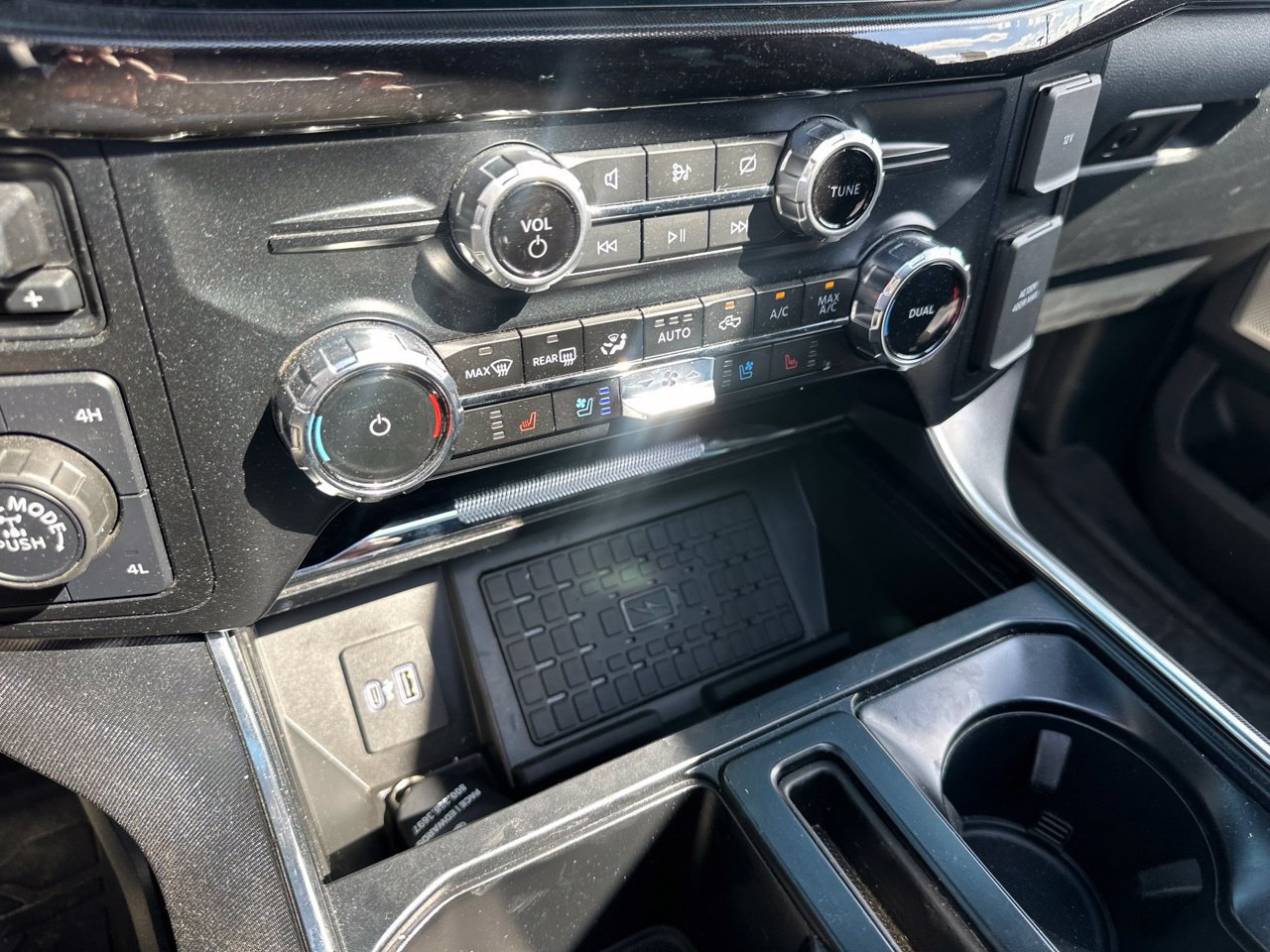 Used 2023 Ford F150 Raptor w/ Equipment Group 802A Raptor R AWD/4WD image 26