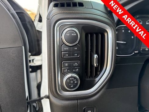 Used 2023 GMC Sierra 2500 AT4 w/ AT4 Preferred Package image 21
