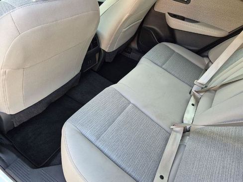 Certified 2023 Nissan Rogue SV FWD image 28