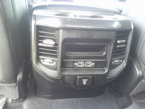 Used 2022 RAM 1500 Big Horn w/ Built-to-serve Edition image 22