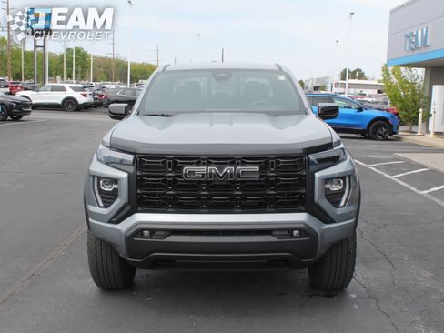 Used 2024 GMC Canyon Elevation w/ Convenience Package RWD image 10