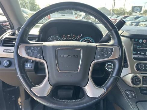 Used 2020 GMC Yukon XL Denali w/ Denali Ultimate Package image 28