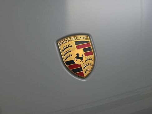 New 2026 Porsche Macan AWD/4WD image 13