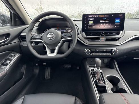 New 2026 Nissan Altima 2.5 SR FWD image 16