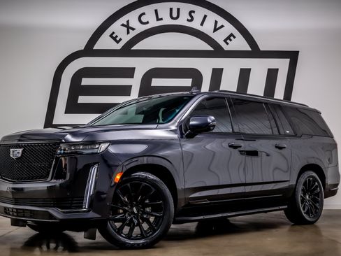 Used 2023 Cadillac Escalade ESV Sport w/ LPO, ONYX Package AWD/4WD image 1