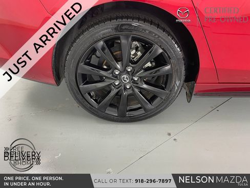Used 2024 MAZDA MAZDA3 s image 13