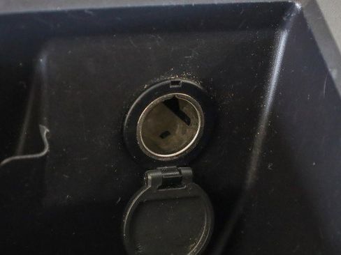 Used 2015 RAM 3500 Laramie Longhorn w/ Convenience Group image 26