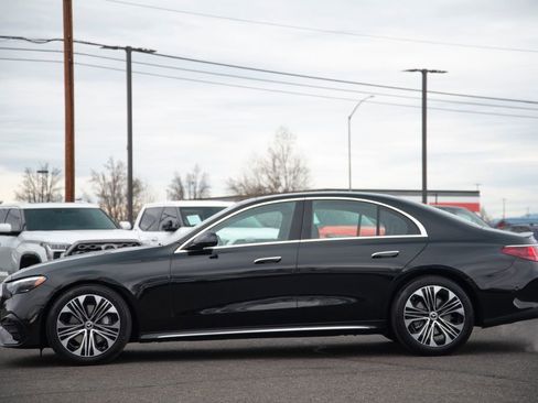 New 2026 Mercedes-Benz E 350 4MATIC Sedan image 6