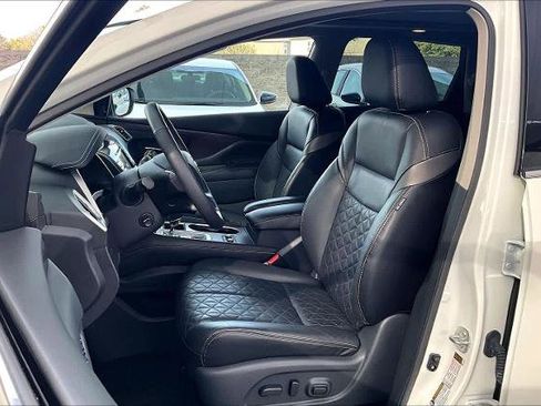 Certified 2024 Nissan Murano Platinum w/ Cargo Package image 8