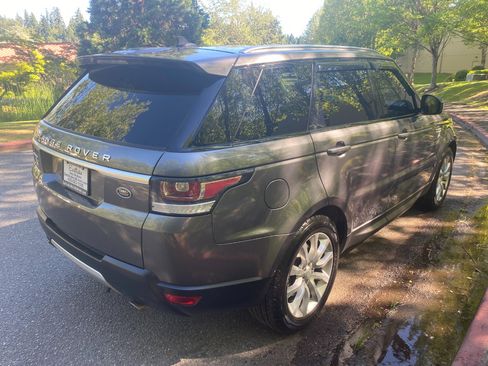 Used 2015 Land Rover Range Rover Sport HSE image 5