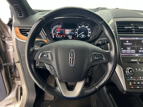 Used 2015 Lincoln MKC FWD w/ Equipment Group 101A Select image 10