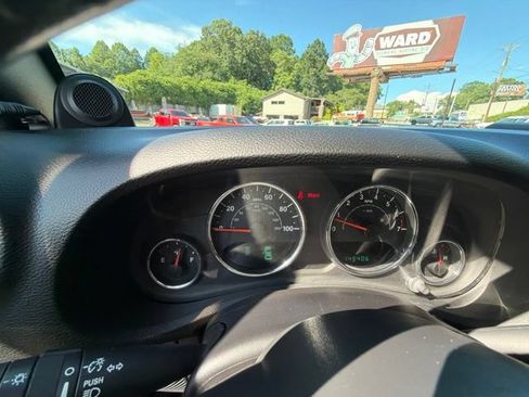 Used 2012 Jeep Wrangler Sport AWD/4WD image 36