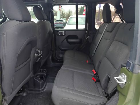 Used 2020 Jeep Wrangler Unlimited Sport S image 10