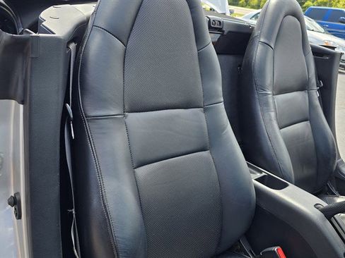 Used 2001 Toyota MR2 image 16