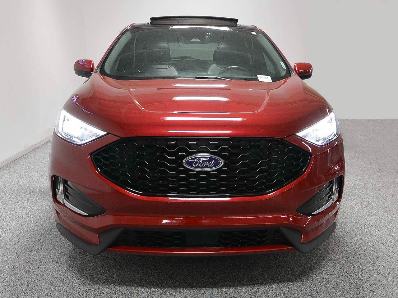 Used 2022 Ford Edge ST-Line AWD/4WD image 2