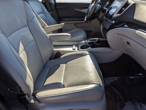 Used 2016 Honda Pilot Elite image 24