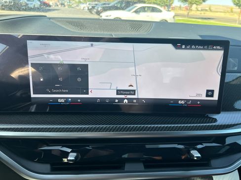 Used 2026 BMW X7 M60i image 34