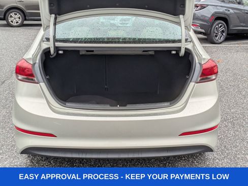 Used 2018 Hyundai Elantra SEL image 5