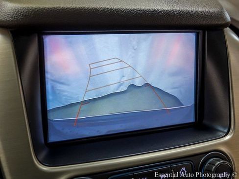 Used 2018 GMC Yukon XL Denali w/ Open Road Package image 19