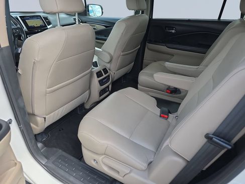 Used 2017 Honda Pilot Elite image 31