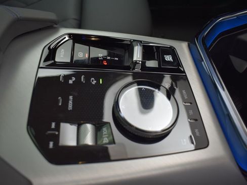 New 2026 BMW X3 xDrive30 w/ M Sport Package image 25