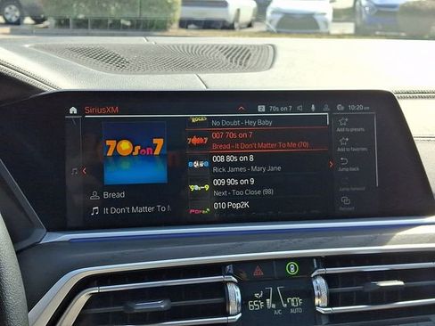 Used 2022 BMW X7 xDrive40i w/ Premium Package image 21