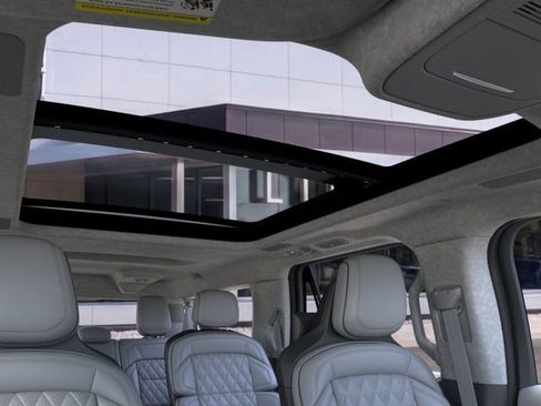 New 2026 Lincoln Navigator L Black Label AWD/4WD image 22