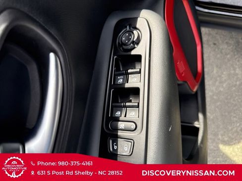 Used 2020 Jeep Renegade Trailhawk image 16