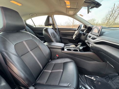 Certified 2024 Nissan Altima 2.5 SR image 29