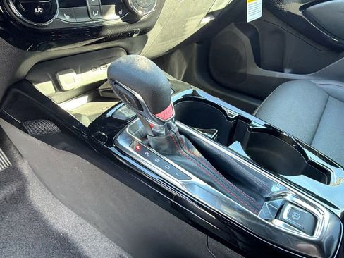 New 2026 Chevrolet Trax RS w/ Sunroof Package image 13