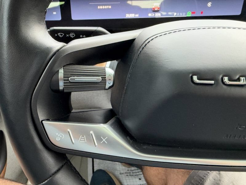 Used 2024 Lucid Air Touring AWD/4WD image 25